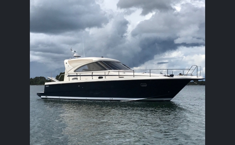 Cayman 38 WA Walkaround-kuva-1